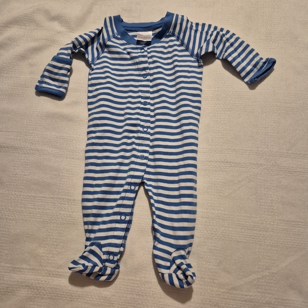 Hanna Andersson boys size 50 or 0-3 months footed sleeper with flip hands VGUC